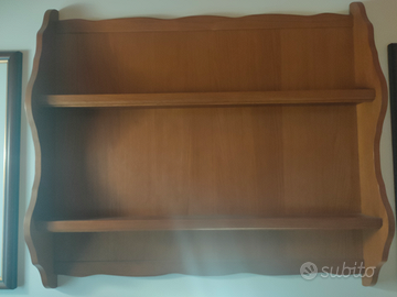 Piattaia in legno massello di castagno