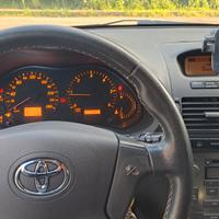 TOYOTA AVENSIS 2.2 D4D