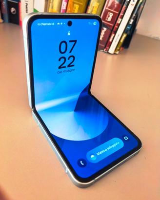 SAMSUNG Galaxy Z Flip 6 blue