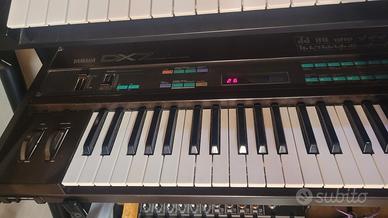 YAMAHA DX7 (prim versione) sintetizzatore