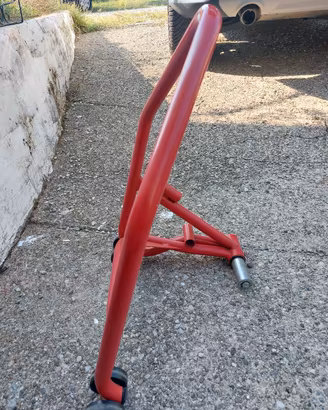 Cavalletti supporto moto