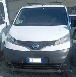 NISSAN NV200