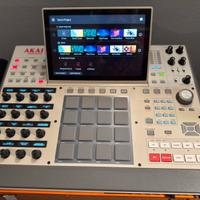 Akai MPC X se
