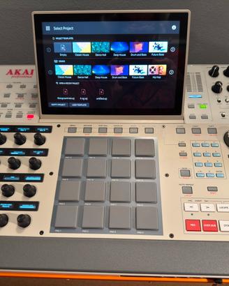 Akai MPC X se