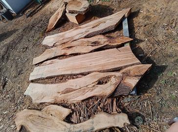 Tavolo in castagno rustico