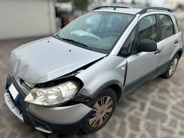 Fiat Sedici 1.6 16v 4x2 120cv - ANCHE PER NEOPATEN