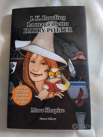 Libro intitolato "J.K. Rowling. La .... dietro Ha"