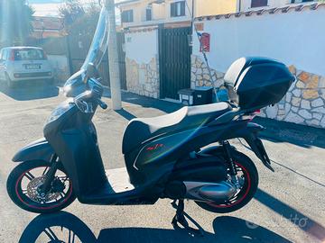 Honda SH 300