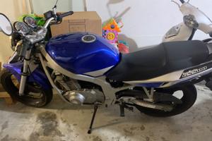 Suzuki GS 500 - 2003