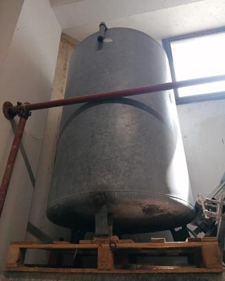 Serbatoio verticale in ferro zincato litri 1500
