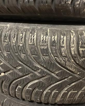 GOMME INVERNALI CON CERCHI