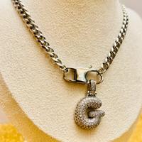 Collana con iniziale