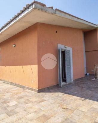 VILLA SINGOLA A PALOMBARA SABINA