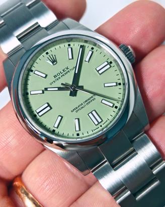 Rolex OP 41 pistacchio 134300 new 07/2026 new card