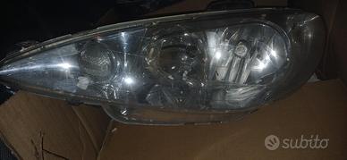 fanali proiettori Peugeot 206