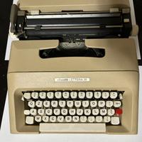 Macchina Da Scrivere OLIVETTI Lettera 35 Vintage O