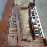 Fortepiano da tavolo antico