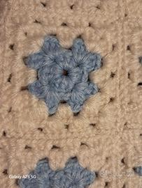 copertina lana neonato uncinetto