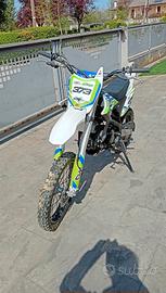 moto cvm 125