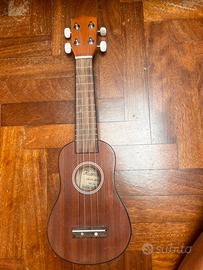 Ukulele soprano Romaneto