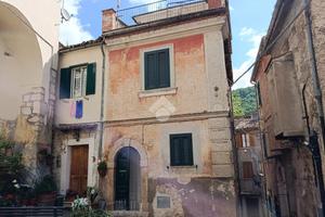 3 LOCALI A GUARCINO