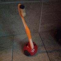 porta spazzolini, porta penne.. 