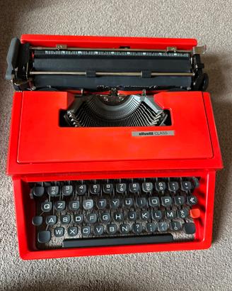 Macchina da scrivere Olivetti Class