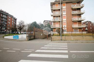 BOX A GARBAGNATE MILANESE