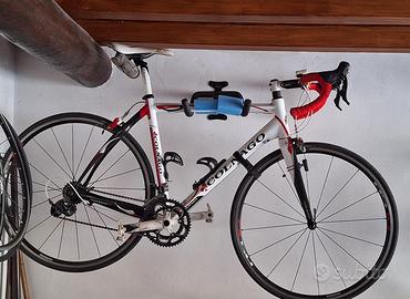 Bici da corsa Colnago Arte 2.0