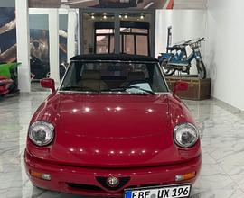 Alfa Romeo Spider 2.0i