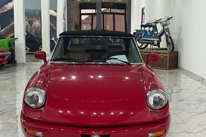 Alfa Romeo Spider 2.0i