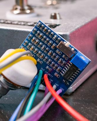 Breda Audio onboard preamp Darkglass Tone Capsule