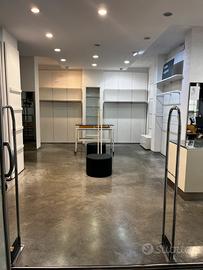 Arredamento negozio