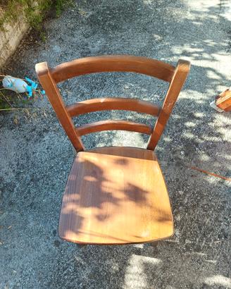 sedie legno color noce scuro 