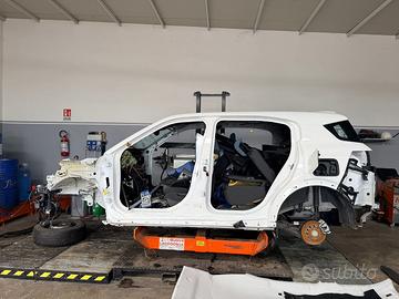 Scocca per taglio lamierato OPEL FRONTERA dal 2024