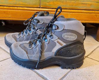 Scarponcini trekking grigi