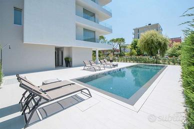 DUPLEX CON PISCINA ZONA P.ZZA AURORA 06.06-13.06