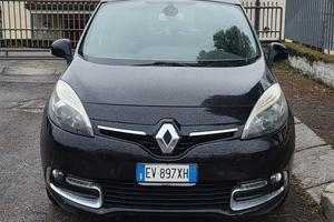 Renault Scenic Xmod 1.5 dCi