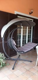 Dondolo a uovo marrone nuovo