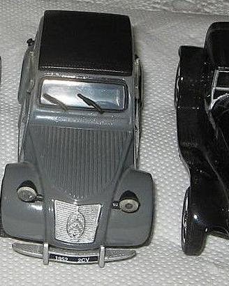 N. 3 modellini auto Dinky Toys  , New Ray e Welly