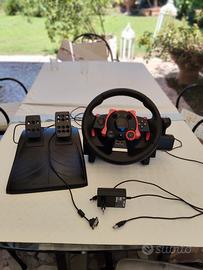 volante Logitech per PS3/PS4 e PC 