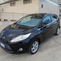 Ford Fiesta 1.4 5 porte Bz.- GPL TITANIUM 2012