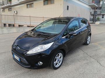 Ford Fiesta 1.4 5 porte Bz.- GPL TITANIUM 2012