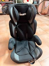 Sediolino per auto