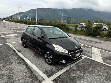 Peugeot 208 - 2014