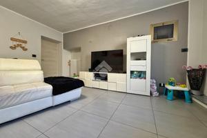 CASA SEMINDIPENDENTE A CASELETTE