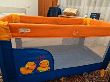 lettino da campeggio 