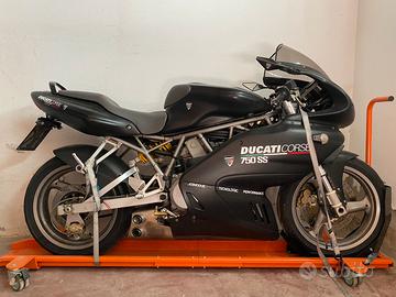 Ducati 750sport