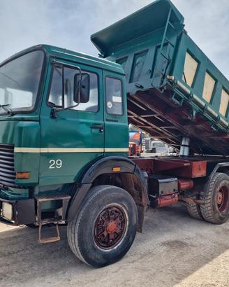 Iveco 330.35 mezzo d'opera cambio Zf