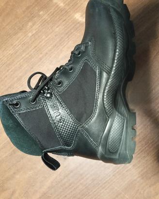 scarpe / anfibi